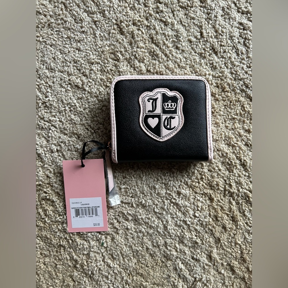 Juicy Couture Queen Of Everything Crest Small Zip Around Wallet